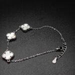 Lumière Mother-of-Pearl Clover Bracelet
